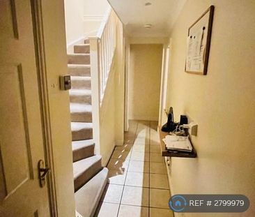 1 bedroom in a house share to rent - Photo 5