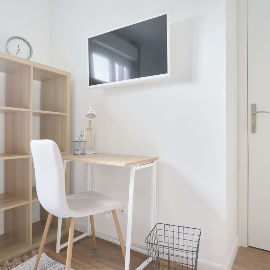 SAINT ACHEUL F Roommate 6 Bedrooms at Amiens - Photo 1