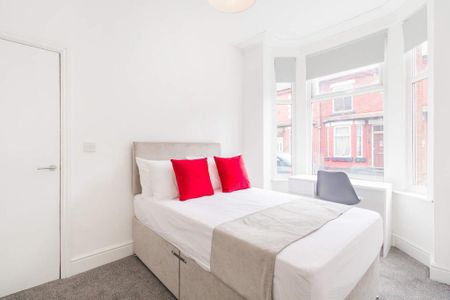 3 bedroom terraced house to rent - Photo 5