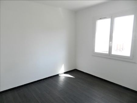 3 pièces - 65 m² - 5ème étage - Colocation autorisée - Photo 2