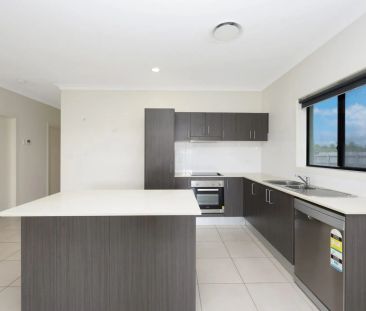 82 Bonnett Road, Mount Low. - Photo 1