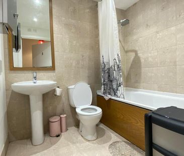 2 bedroom apartment to rent - Photo 2