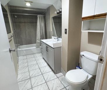 For Lease - 45 WEXFORD Road, Brampton, Ontario - Photo 5