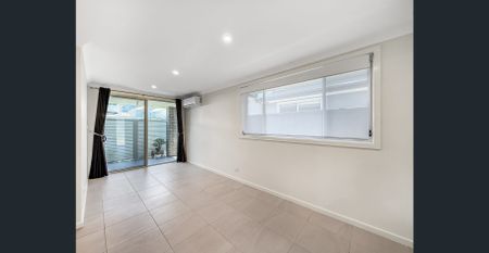 BRIGHT, AIRY & INVITING PRIVATE RETREAT! - Photo 5