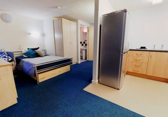 Bronze Studio - Photo 1