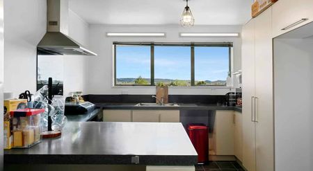 Family Home in Prime Hilltop Location - Photo 4