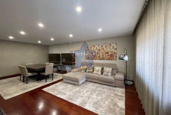 Apartamento T3 em Porto