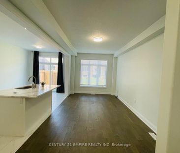 For Lease - 65 Copperhill Heights, Barrie, Ontario - Photo 1