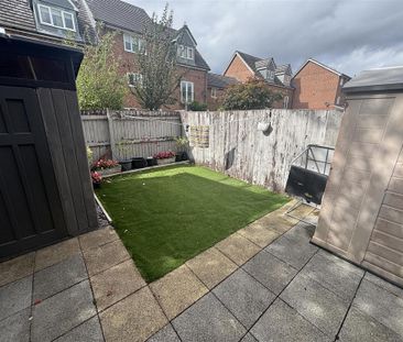 4 bedroom townhouse to rent - Photo 5