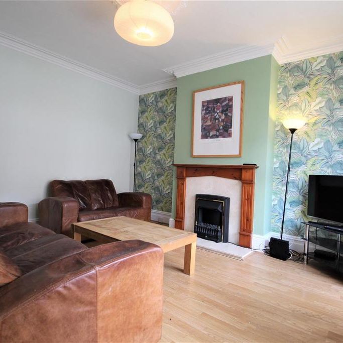 3 bedroom terraced house to rent - Photo 1
