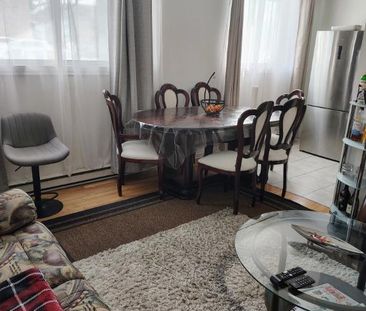 ++ PLUSIEURS 4 1/2 OU 3 1/2 CHAUFFÉ OU PAS ++ DE JUIN À AOÛT ++ À P... - Photo 3