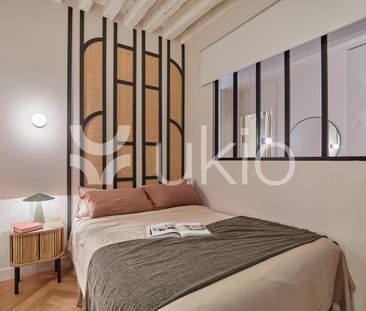 Appartement • Les Halles, Paris 1er - Photo 2