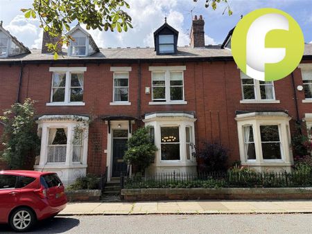 4 bedroom terraced house to rent - Photo 2