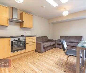 4 bedroom apartment to rent - Photo 5