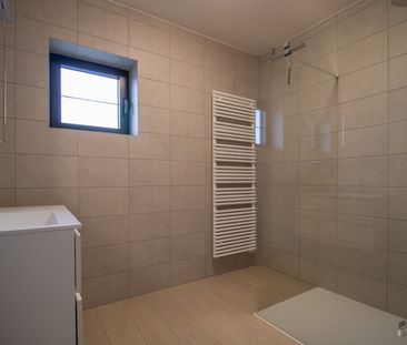 Appartement van 123 m² met 2 slaapkamers, 2 staanplaatsen en ruim t... - Photo 1