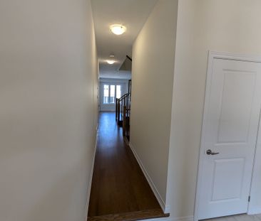 For Lease - 203 BROADACRE Drive, Kitchener, Ontario - Photo 6