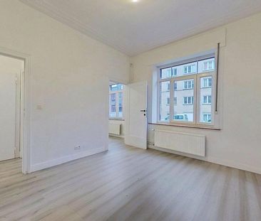 Flat for rent - Photo 1