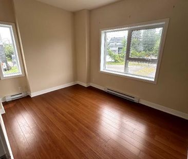 Superbe condo moderne à louer au coeur de Laval - Photo 3