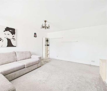 Merrifield Close, Lower Earley, Reading, Berkshire, RG6 - Photo 3