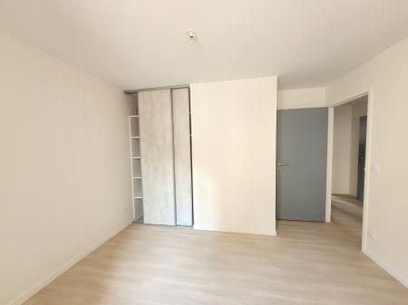 Location - Appartement - 4 pièces - 90.00 m² - vazerac - Photo 5