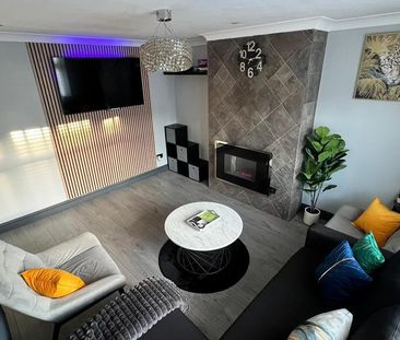 3 bedroom semi-detached house to rent - Photo 2