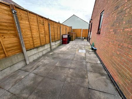 3 bedroom bungalow to rent - Photo 4