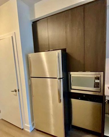 For Lease - 8 Ann Street Unit# 305, Mississauga, Ontario - Photo 4