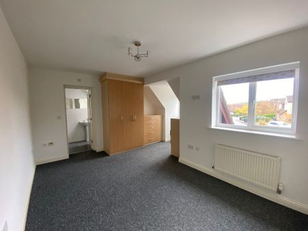 Heron Way, Royston - Photo 4
