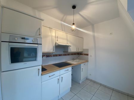 Location Appartement 3 pièces 64m² SCHILTIGHEIM 67300 - Photo 3