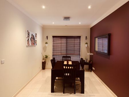 Spacious 4 Bedroom Family Home - Photo 4