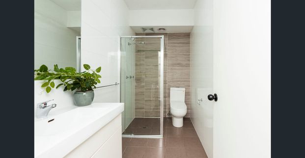 SHORT or LONG TERM RENTAL - BONDI HEAVEN 2 @ BONDI - Photo 1