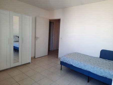 Location Appartement 3 pièces 76m² NIMES 30900 - Photo 3
