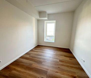 Moderne 3-værelses lejlighed i Nørresundby med altan - Foto 6