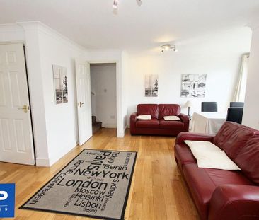 1 bedroom in a flat share to rent - Photo 1