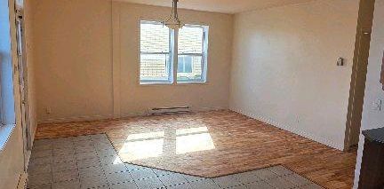 🏠 GRAND 4½ RÉNOVÉ — 2 CHAMBRES FERMÉES — SEPTEMBRE OFFERT - Photo 2