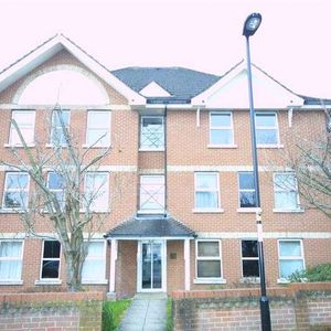 Chatsworth House, Westridge Road, Southampton, SO17 - Photo 3