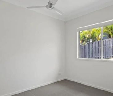 Spacious Family Living in Sought-After Coomera Springs - Photo 4