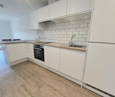 1 bedroom apartment to rent - Photo 4