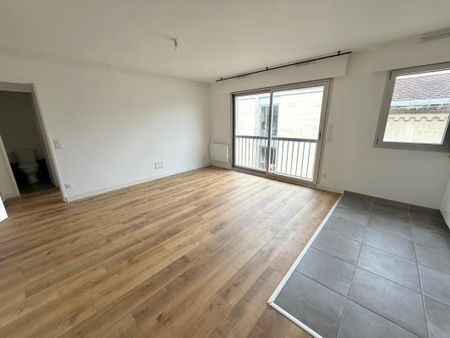 Location Appartement 2 pièces 44m² BORDEAUX 33800 - Photo 2