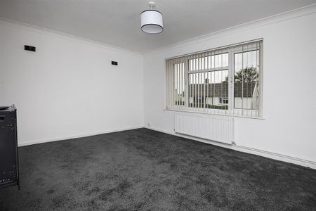 2 bedroom semi-detached house to rent - Photo 3