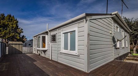 Railway Cottage Delight - Photo 2