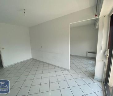 Location Appartement 2 pièces 42m² CHATEAUROUX 36000 - Photo 6