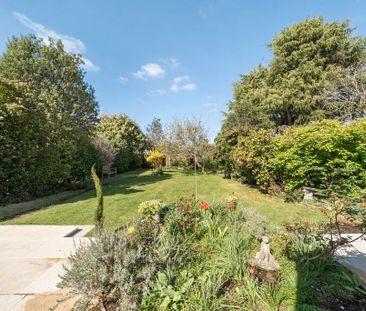 4 bedroom detached house to rent - Photo 1