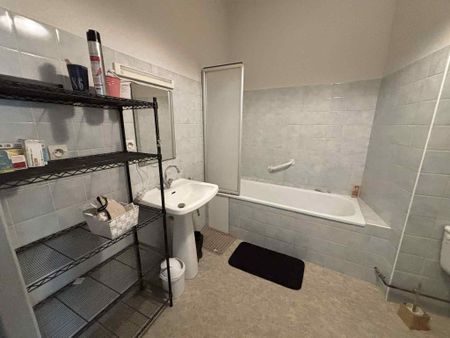 Location Appartement 2 pièces 53m² MARMANDE 47200 - Photo 5