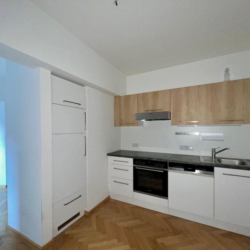 3-Zimmer-Erstbezug nach Sanierung in der Herrengasse – Provisionsfrei! - Photo 1