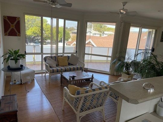 Ettalong Beach - Photo 1