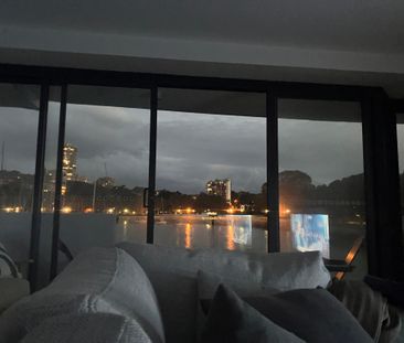 Elizabeth Bay - Photo 5