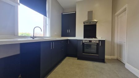 New Road, Wakefield, Middlestown - Photo 5