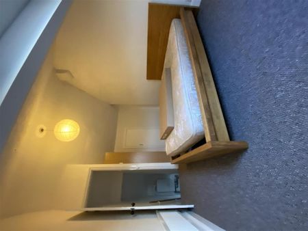 2 bedroom private hall to rent - Photo 2