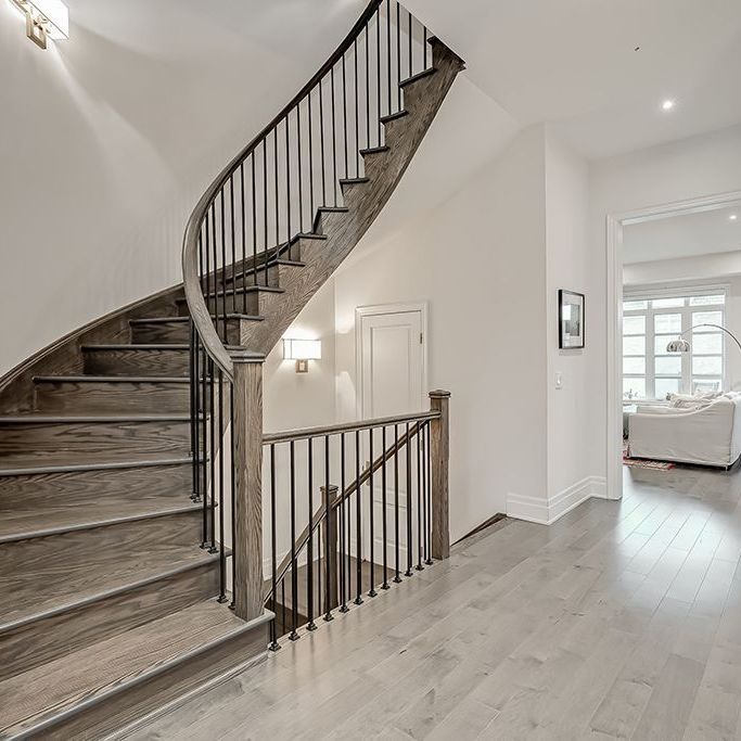 For Lease - 210 DORVAL Drive, Oakville, Ontario - Photo 1